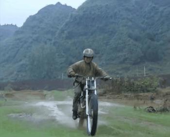 张雪机车夺冠车手发声 打破国际垄断创历史