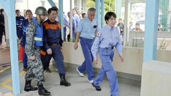 高市早苗被讽奥特曼式视察 3分钟考察引争议
