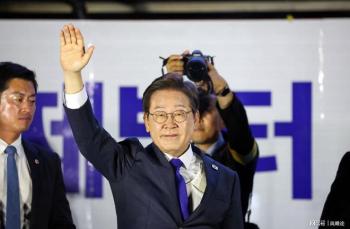 韩国检察官,"死"于2026 检察共和国终结