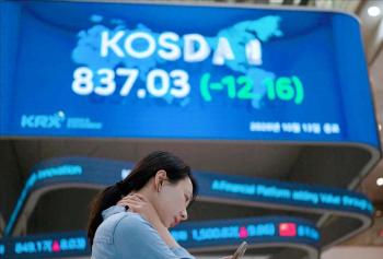 韩国投资者逆势买入创业板ETF 产业链对手的风险对冲
