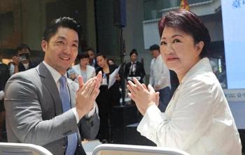 卢秀燕出任蒋万安竞选总部主委 姐弟联手迎战选情