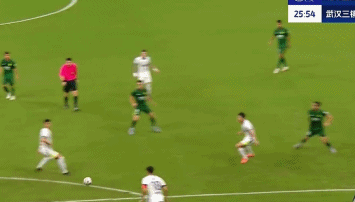 法比奥五连杀!造点 点射,17球领跑射手榜,4战三镇均破门 国安锋霸闪耀赛场