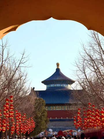 北京国际设计周天坛祈运文创示范店年味拉满！新春爆款好物出圈，人气火爆年味浓