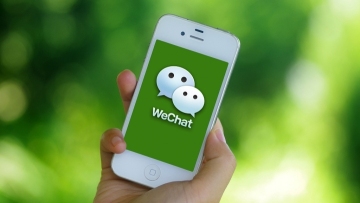 U.S. WeChat users sue Trump over messaging app ban