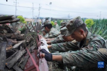 北部战区陆军第78集团军某旅紧急驰援吉林舒兰