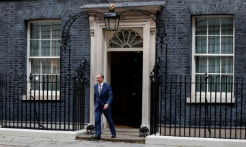 英国副首相拉布因“职场霸凌”丑闻辞职