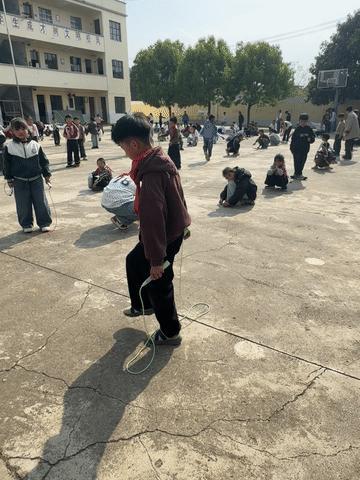 那个跳绳“最慢”的孩子 后来咋样了