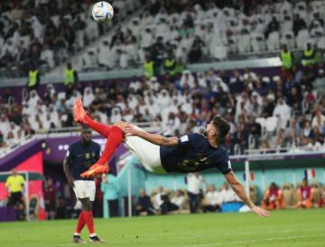 卡塔尔世界杯|法国主帅夸吉鲁波兰主帅赞姆巴佩