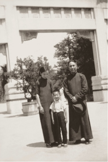 命运不能选择，但可以在自己的道路上做得更认真一点——靳尚谊的艺术人生与时代担当