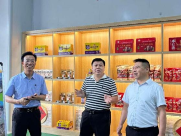 岐黄情系革命老区 青春躬行陕北清涧——北京中医药大学王林元教授团队赴陕西清涧县开展暑期社会实践