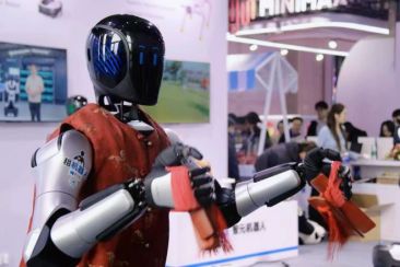 商汤科技 2025 年收入超 50 亿元创历史新高，今年 Q2 将推基于第二代 NEO 架构全新模型