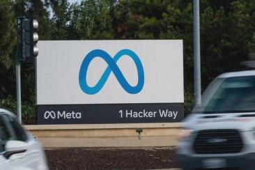 Meta高管狂分百亿期权，700名员工却下岗