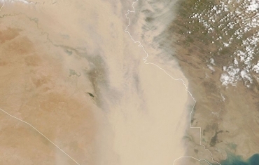 卫星图片公布！沙尘暴席卷中东