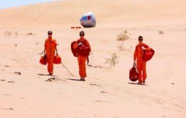 18名中国航天员在沙漠开展“荒野求生”