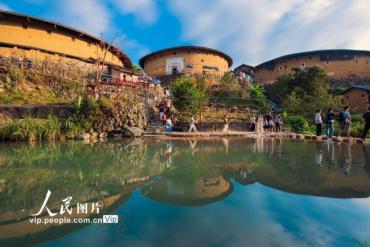 福建龙岩：土楼秋日