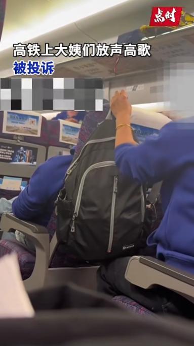 目击者回应乘客高铁唱歌被投诉 乘警规劝后停止