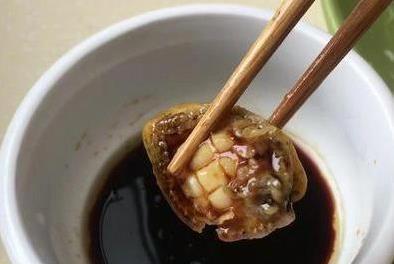 鲍鱼从高档餐厅到百姓餐桌，20头4元一只，3步做出脆嫩鲜香！