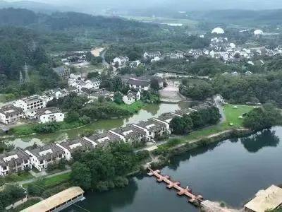 当地通报男子因停车问题被多人殴打 旅游纠纷引发广泛关注