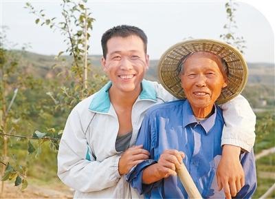 向每一位治沙人致敬