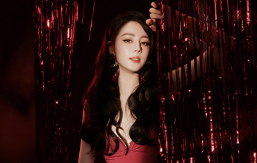 迪丽热巴谈“演员”职业：没有捷径 只有踏实打磨