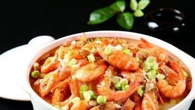 10分钟做出椒香白虾，简单到爆，味道却秒杀油焖大虾？