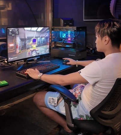 技嘉 AORUS 全明星运筹帷幄合手续发力:跨界联动多边界名东谈主,定制全家桶主机彰显硬核实力