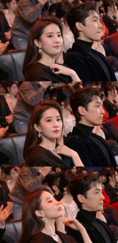 赵灵儿李逍遥的十年之约完成了！好想哭！胡歌还是刘亦菲的李逍遥啊！