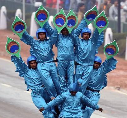 印度举行阅兵式庆祝建军78周年 展示西部边境战略地位