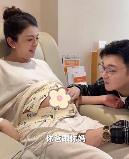 谈莉娜突发宫缩误以为要生了 顺产执念引争议