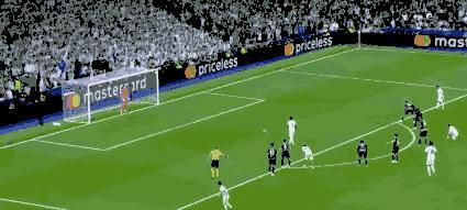 巴尔韦德帽子戏法 皇马3-0曼城占先机