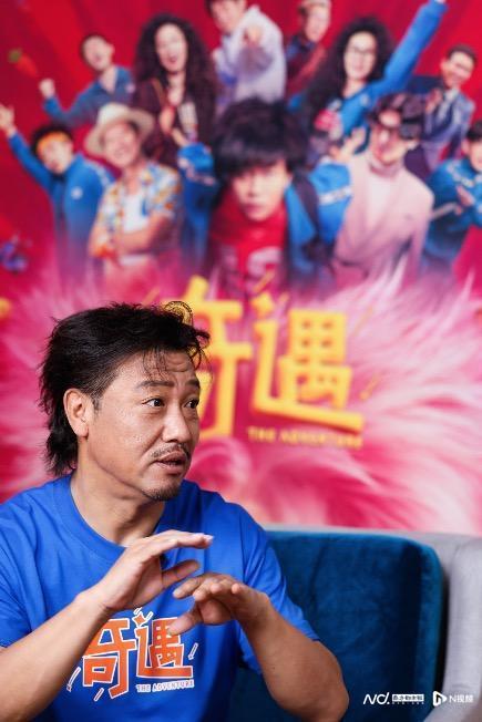 贾冰：我就是一个普通喜剧演员 用真诚治愈观众
