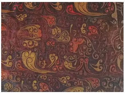 海昏侯墓出土中国最古老的“锁绣” 千年色彩依旧艳丽