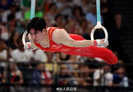 奥运会做了21套动作，“劳模”张博恒获男子单杠铜牌