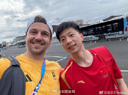 王楚钦去年特意对波尔致敬 传奇落幕共忆辉煌