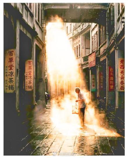 主办方替换AI获奖照片仍未回应争议 评选过程存疑