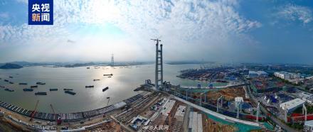 中国建起世界最大跨径双层悬索桥 狮子洋大桥主塔封顶