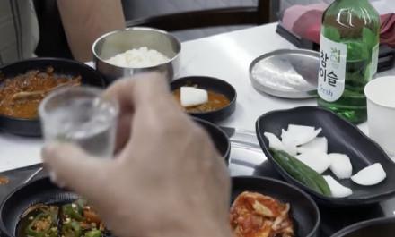 韩国明年2月开始禁吃狗肉