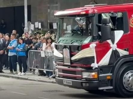 香港市民感谢何伟豪以生命拯救生命 英雄浩气长存