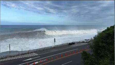 台风“巴威”逼近台湾 居民发声