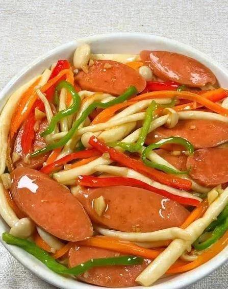 家常菜也能成大餐？5道简单菜谱，鲜香下饭吃出健康