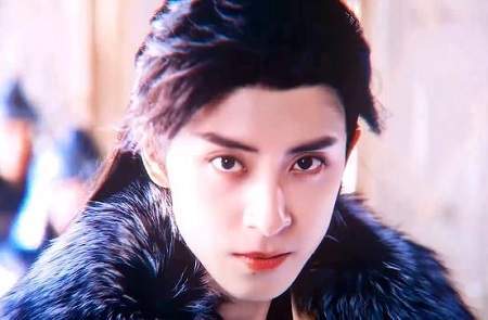 师兄太稳健电视剧剧情介绍，主演是谁？