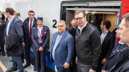 Ungarischer Ministerpräsident lobt Zusammenarbeit mit China bei Eisenbahn
