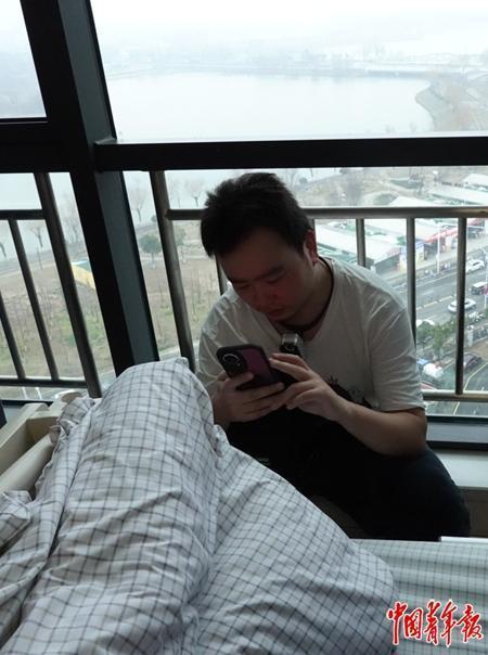 碰瓷母亲与反碰瓷儿子