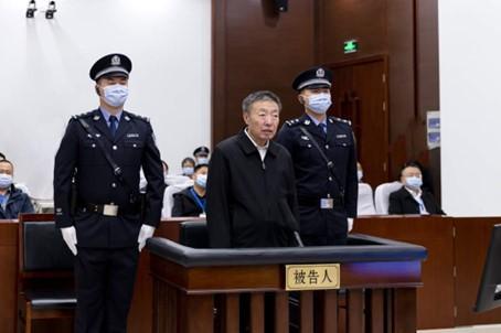 中储粮粮食“硕鼠”徐宝义被指受贿千余万，未当庭宣判
