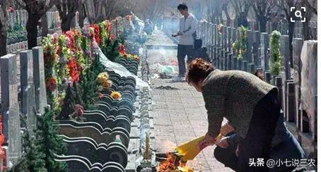4月4日是“凶日”清明上坟扫墓,牢记:1不动,2不吃,3不做