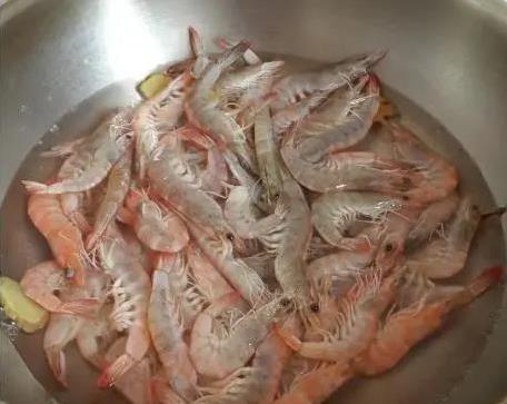 鲜虾10分钟变美食，关键1步出错全白费，你敢不敢试？