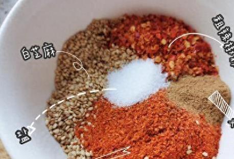 辣椒油不香只因少了这步，陕西做法绝了，3天色红味浓！
