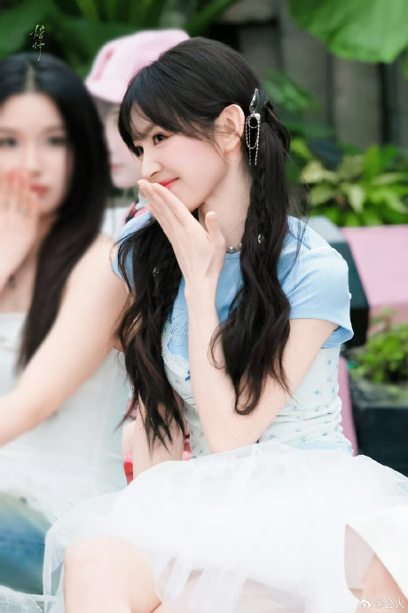 田曦薇 想跑路可以直说 幽默回应粉丝提问