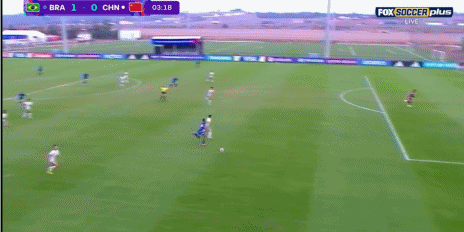 开幕雷击！中国U17女足开场闪电丢球 凯拉内小角度爆射打破僵局：巴西领先一球