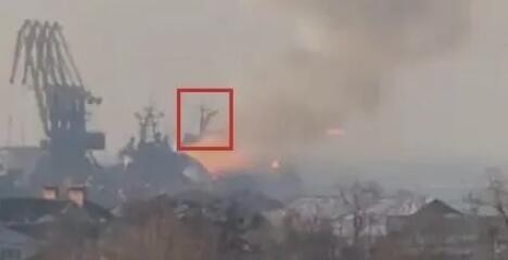 俄一登陆舰在别尔江斯克发生爆炸